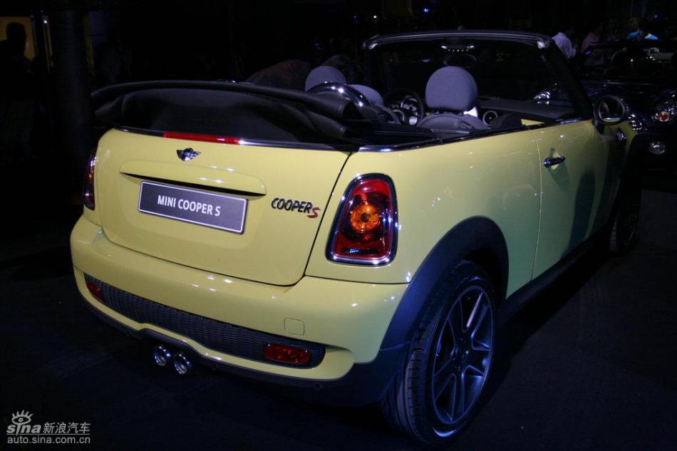 MINI Cooper敞篷版及Cooper S敞篷版