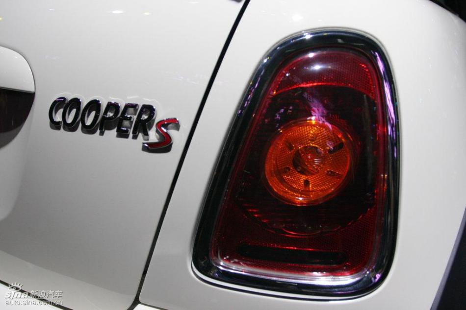 MINI Cooper敞篷版及Cooper S敞篷版