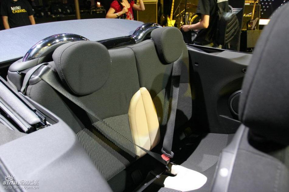 MINI Cooper敞篷版及Cooper S敞篷版