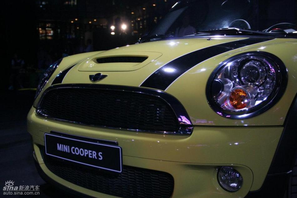 MINI Cooper敞篷版及Cooper S敞篷版