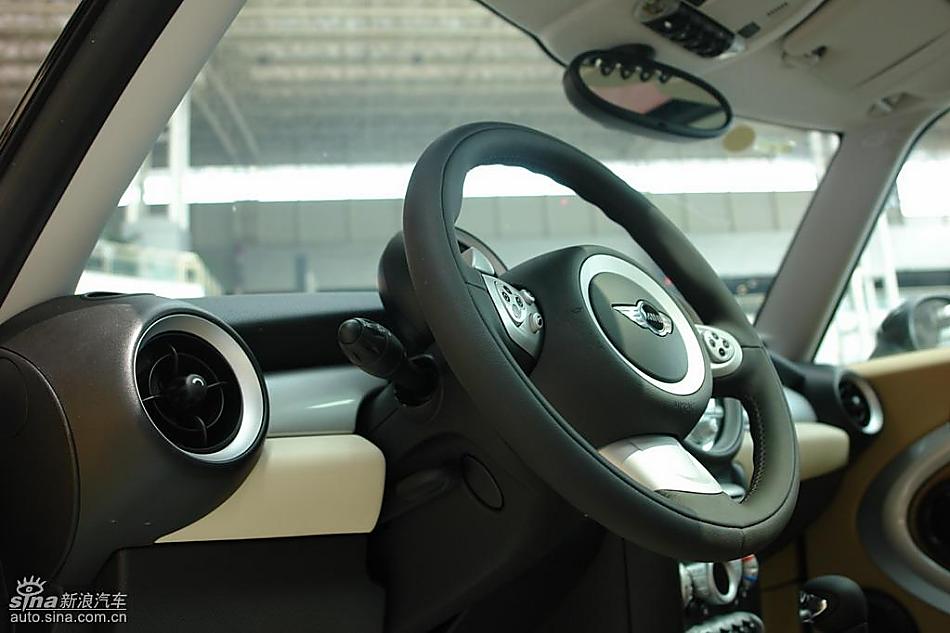 个性5门小车MINI Clubman到店实拍