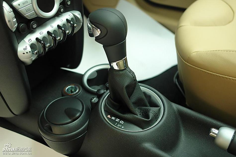 个性5门小车MINI Clubman到店实拍