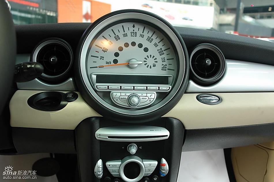 个性5门小车MINI Clubman到店实拍