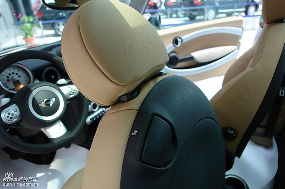 个性5门小车MINI Clubman到店实拍