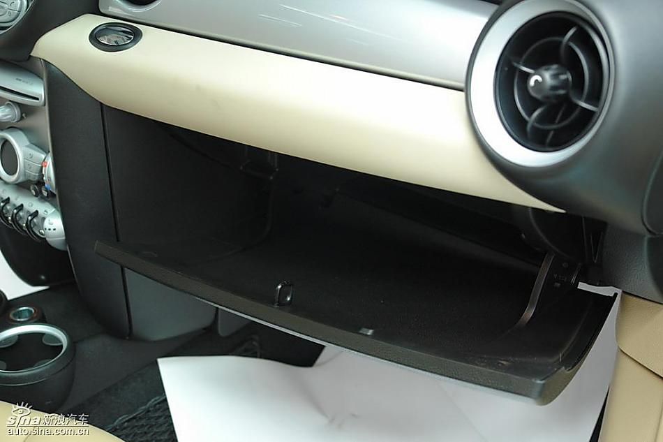 个性5门小车MINI Clubman到店实拍