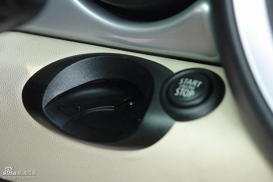 个性5门小车MINI Clubman到店实拍