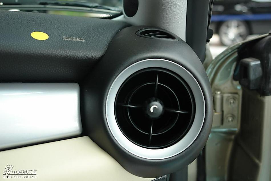 个性5门小车MINI Clubman到店实拍