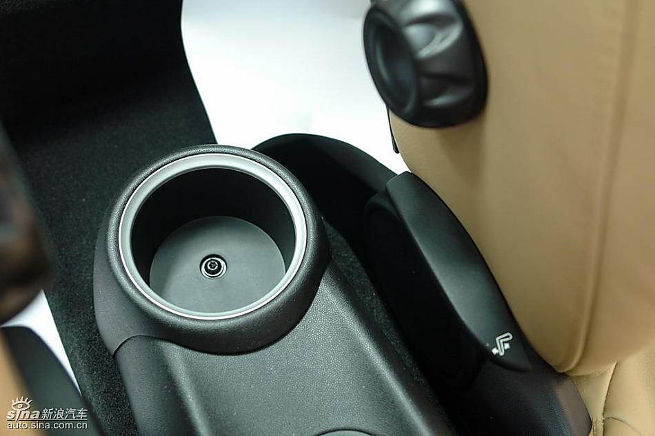 个性5门小车MINI Clubman到店实拍