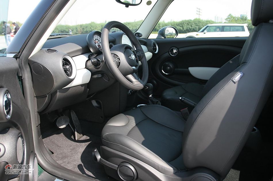 2011款MINI Clubman内饰及细节
