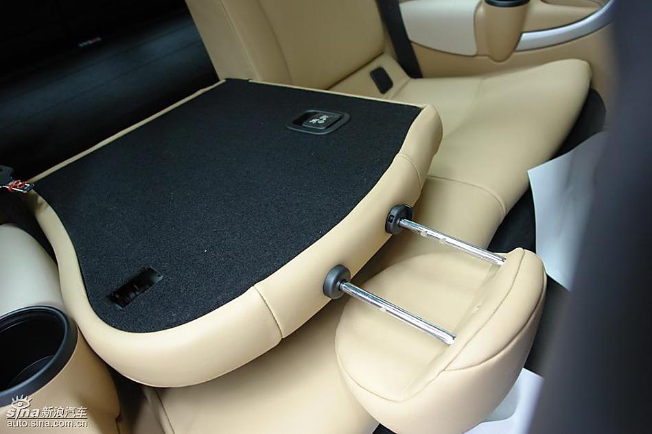 个性5门小车MINI Clubman到店实拍