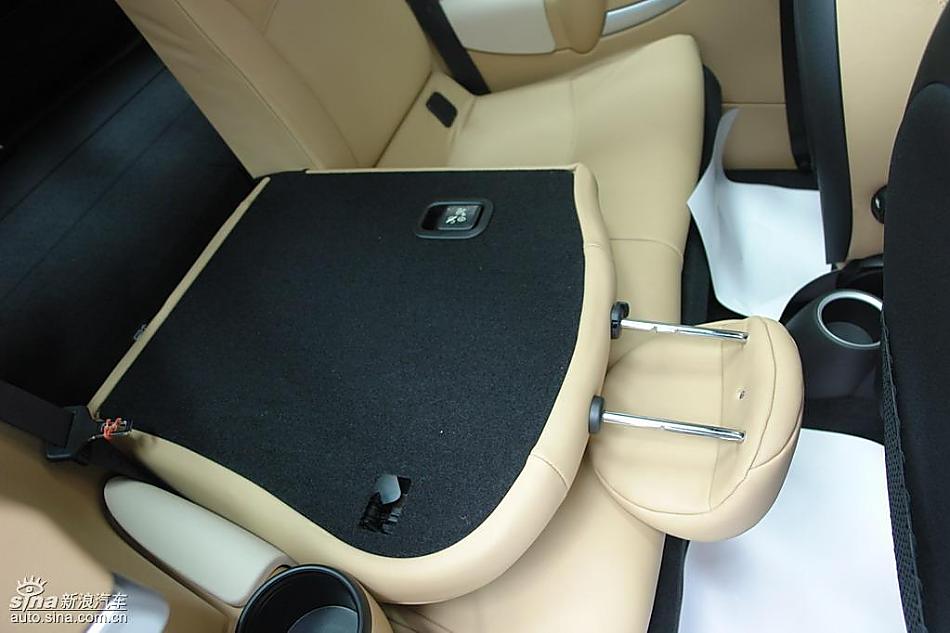 个性5门小车MINI Clubman到店实拍