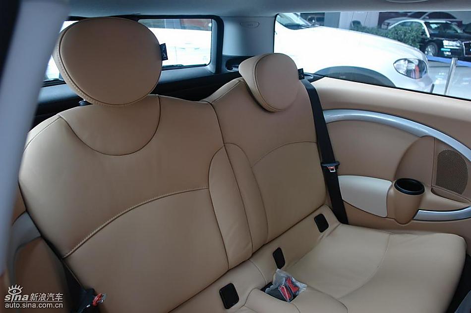 个性5门小车MINI Clubman到店实拍