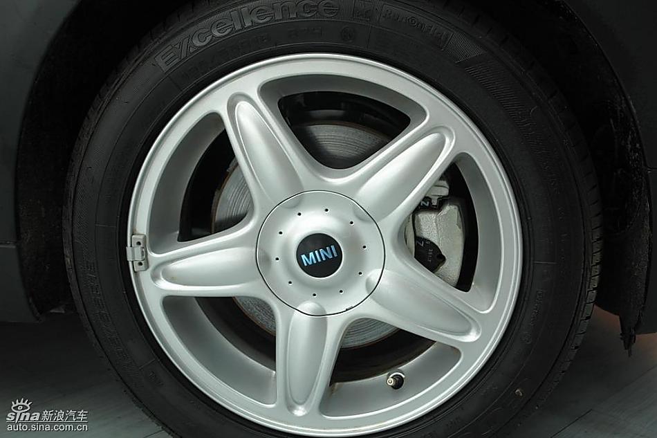 个性5门小车MINI Clubman到店实拍