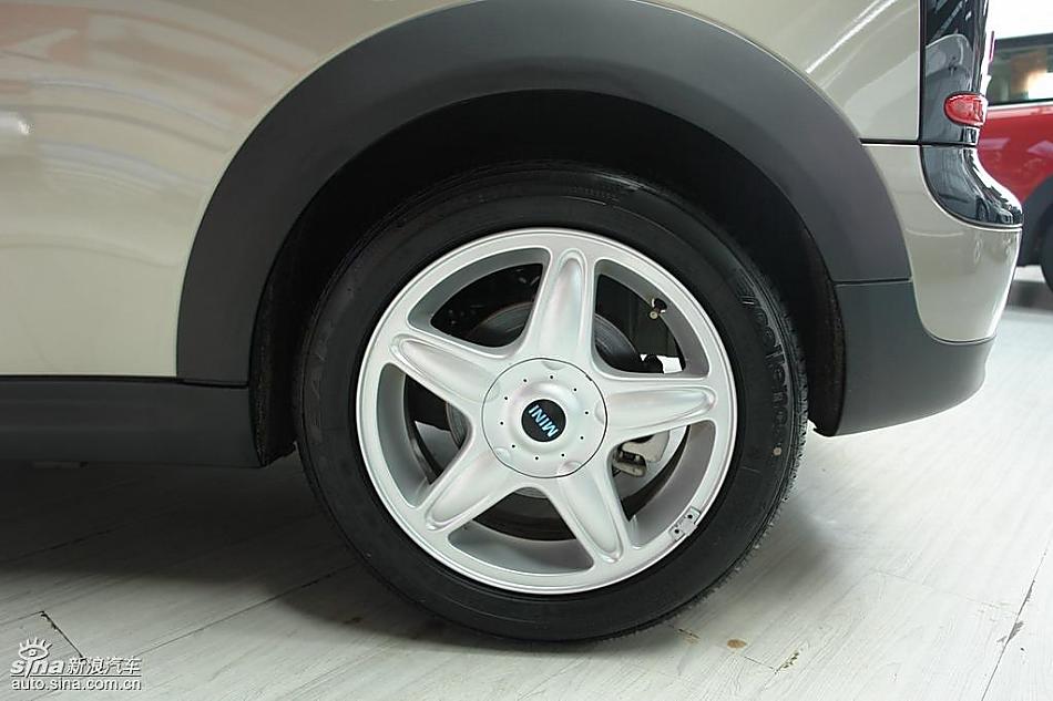 个性5门小车MINI Clubman到店实拍