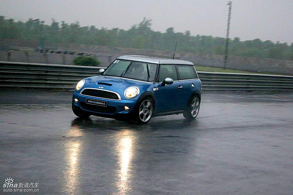 Mini Cooper S Clubman赛道动态