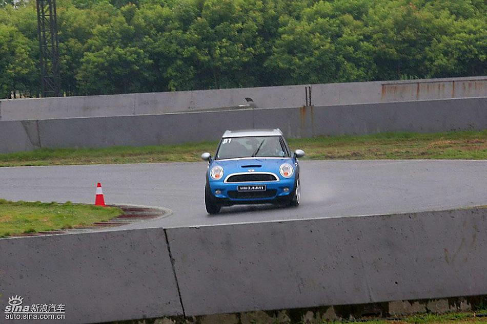 Mini Cooper S Clubman赛道动态