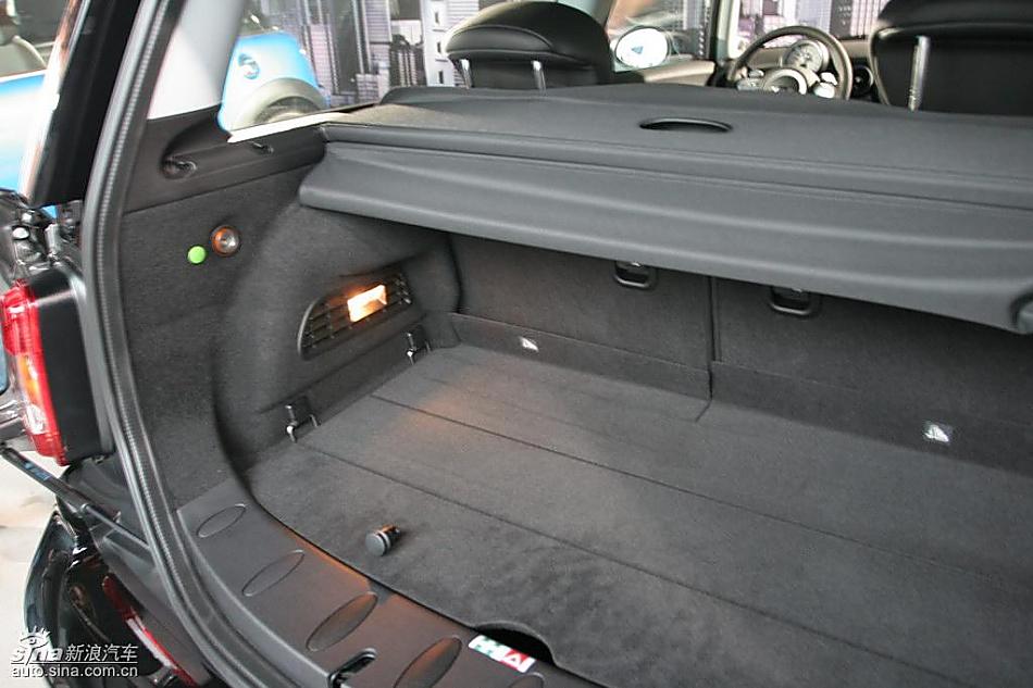 Mini Cooper S Clubman内饰