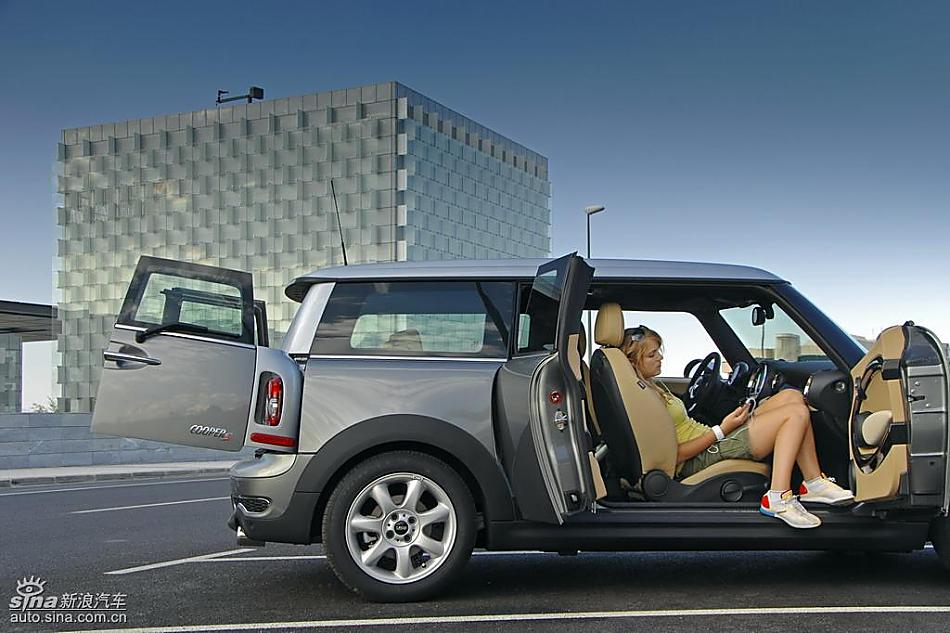 ɫMINI Clubman