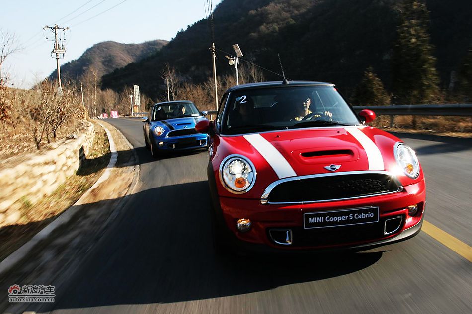 MINI Cooper S Cabrio山路动态