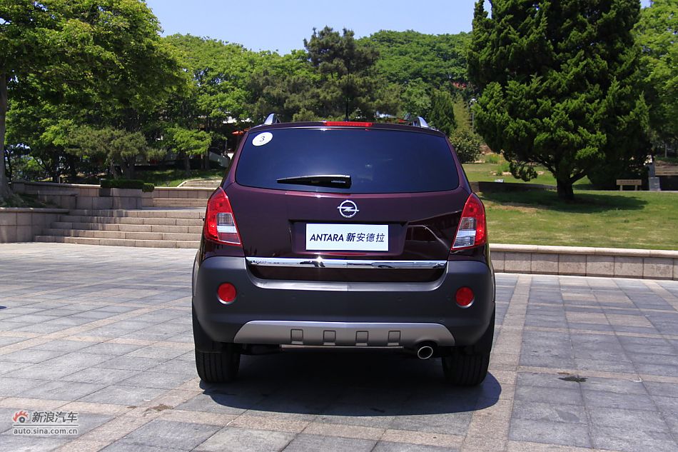 2011款欧宝安德拉外观