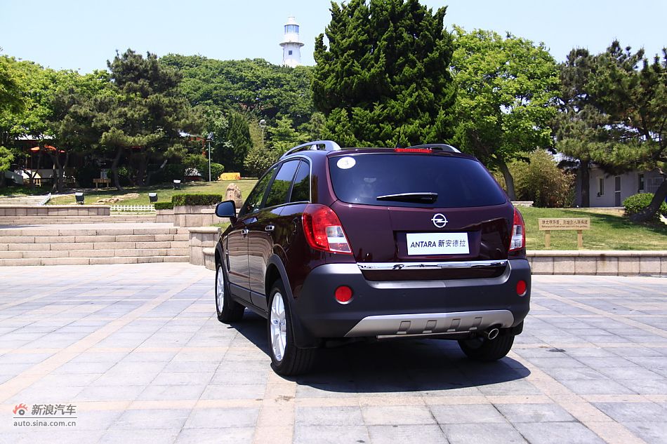 2011款欧宝安德拉外观