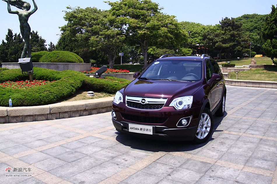 2011款欧宝安德拉外观