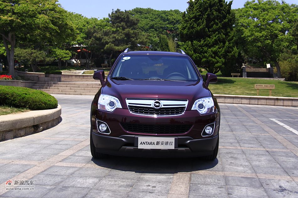 2011款欧宝安德拉外观