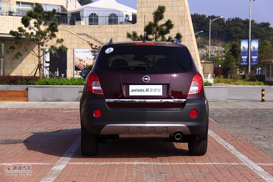 2011款欧宝安德拉外观