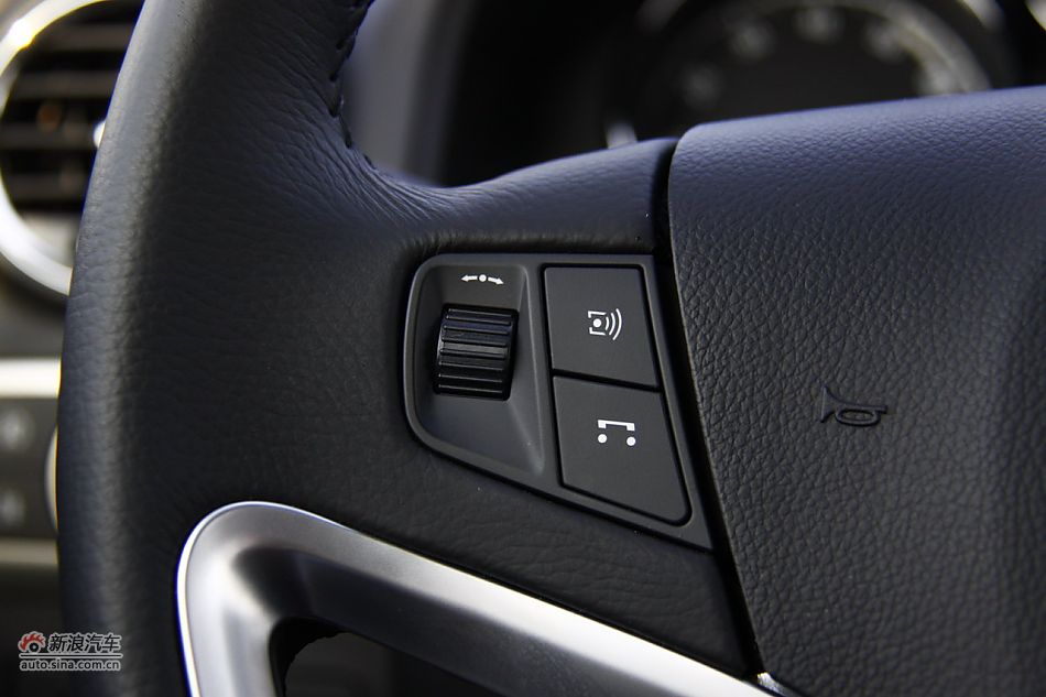 2011款欧宝安德拉内饰功能