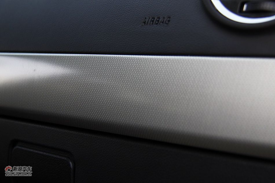 2011款欧宝安德拉内饰功能