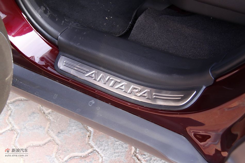 2011款欧宝安德拉内饰功能