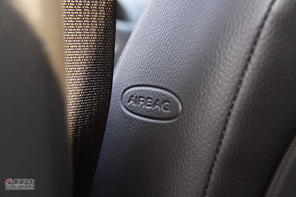 2011款欧宝安德拉内饰功能