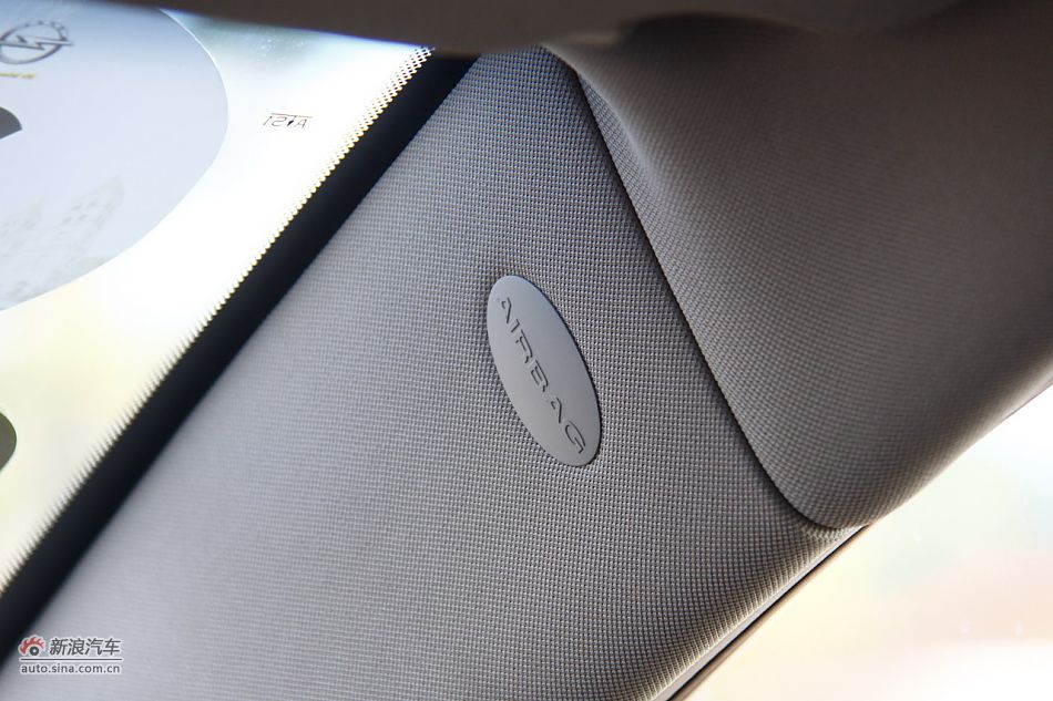 2011款欧宝安德拉内饰功能