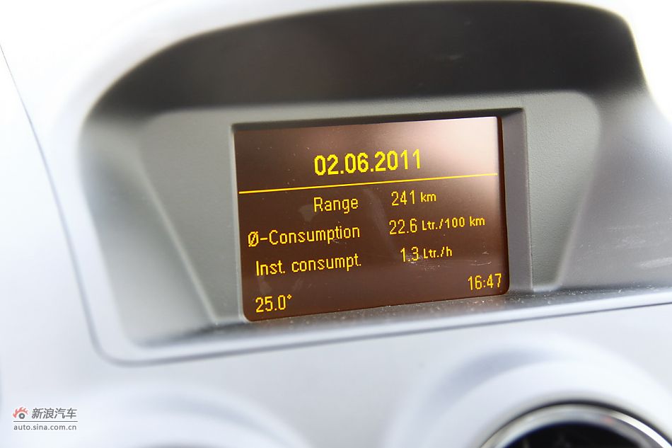 2011款欧宝安德拉内饰功能