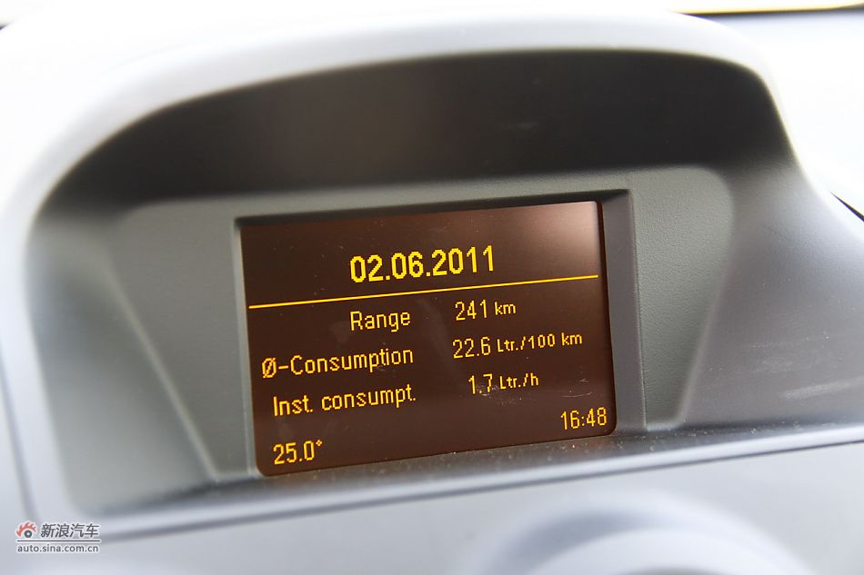 2011款欧宝安德拉内饰功能