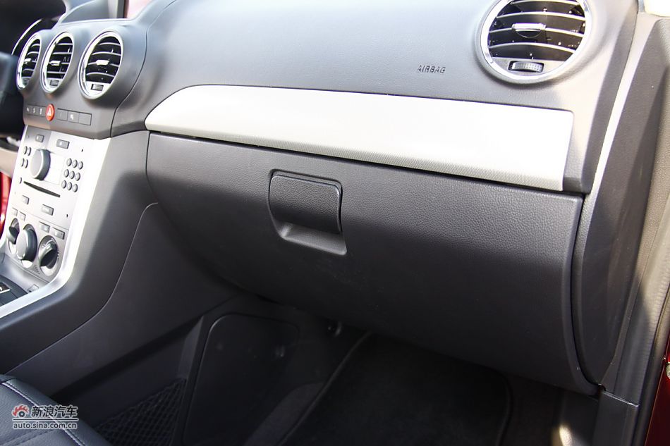 2011款欧宝安德拉座椅空间