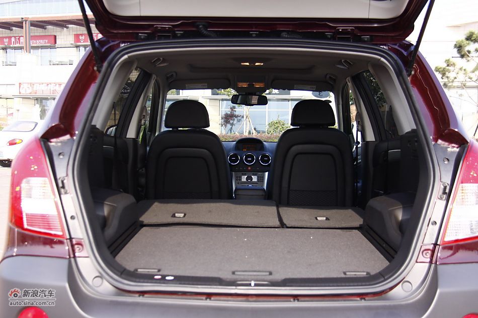 2011款欧宝安德拉座椅空间