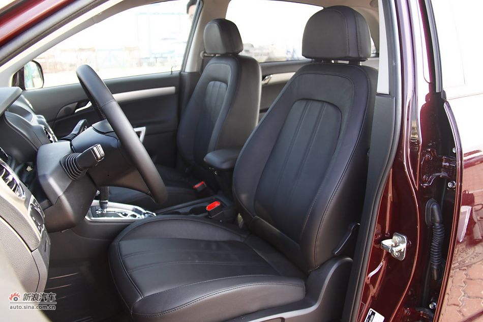 2011款欧宝安德拉座椅空间
