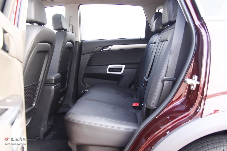 2011款欧宝安德拉座椅空间