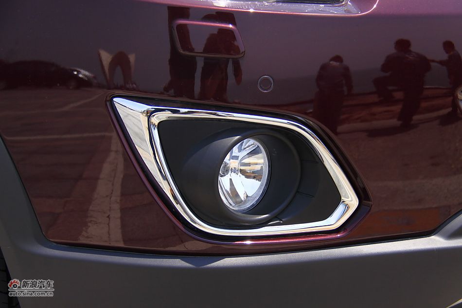 2011款欧宝安德拉外观