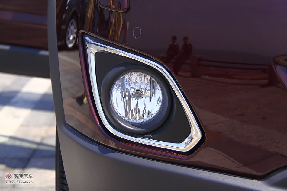 2011款欧宝安德拉外观