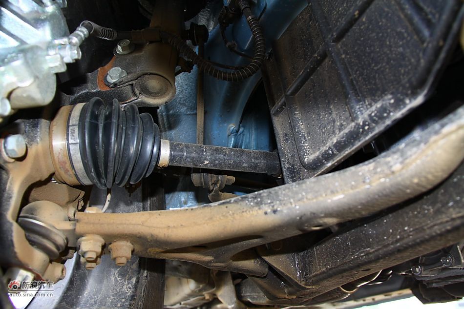 柯兰多引擎与底盘