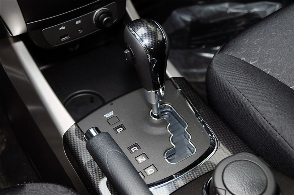 2013款柯兰多2.0L自动汽油两驱精英版