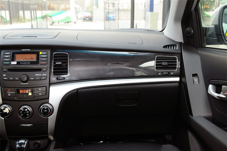 2013款柯兰多2.0L自动汽油两驱精英版