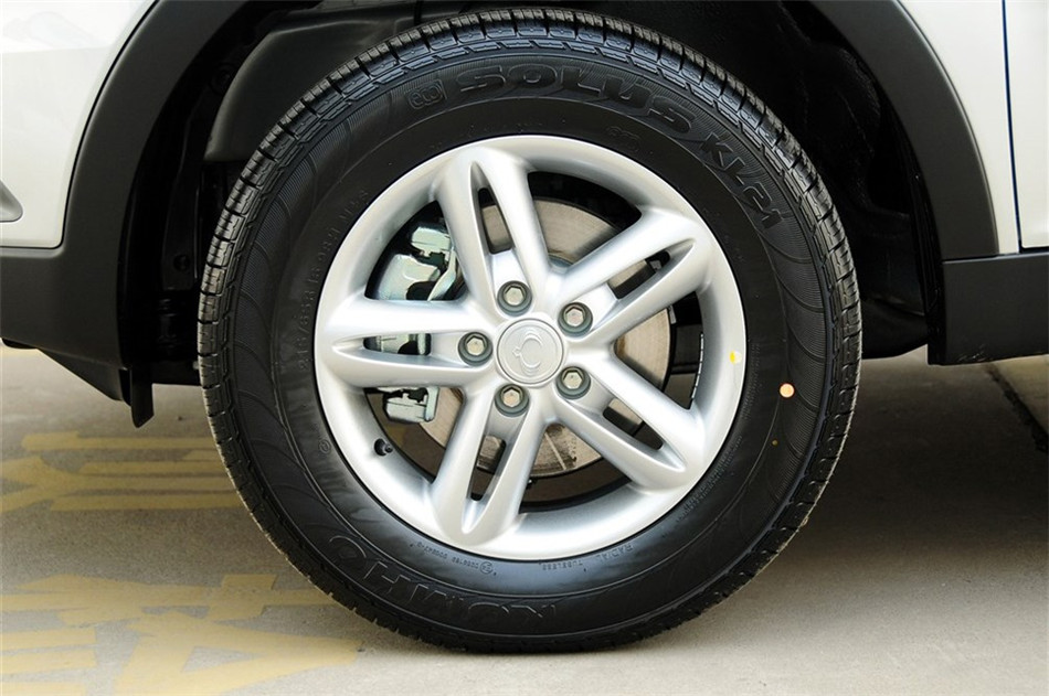 2013款柯兰多2.0L自动汽油两驱精英版