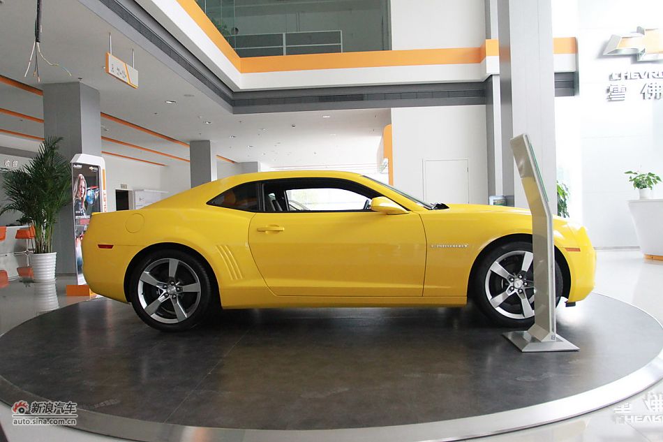 2011款雪佛兰科迈罗