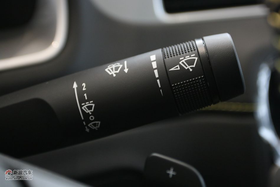 2012款雪佛兰科迈罗变形金刚限量版