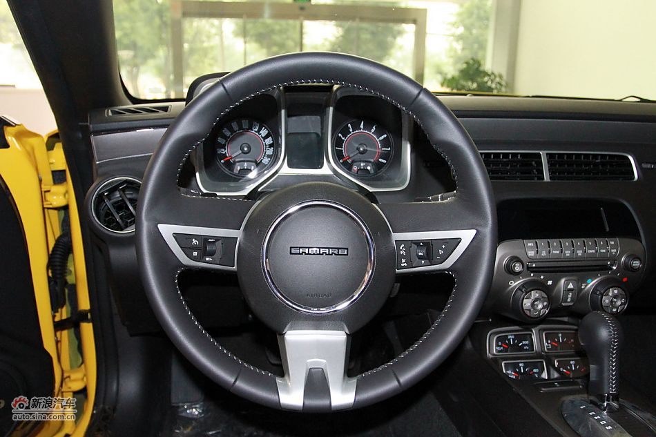 2011款雪佛兰科迈罗