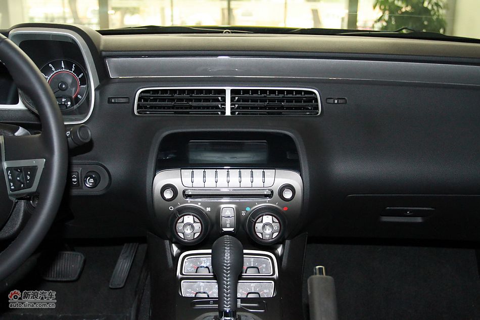 2011款雪佛兰科迈罗