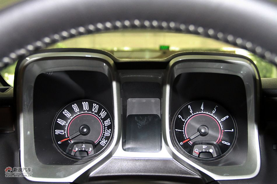 2011款雪佛兰科迈罗